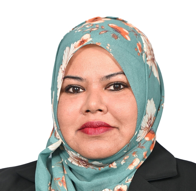 executive-dr-zahra-mohamed
